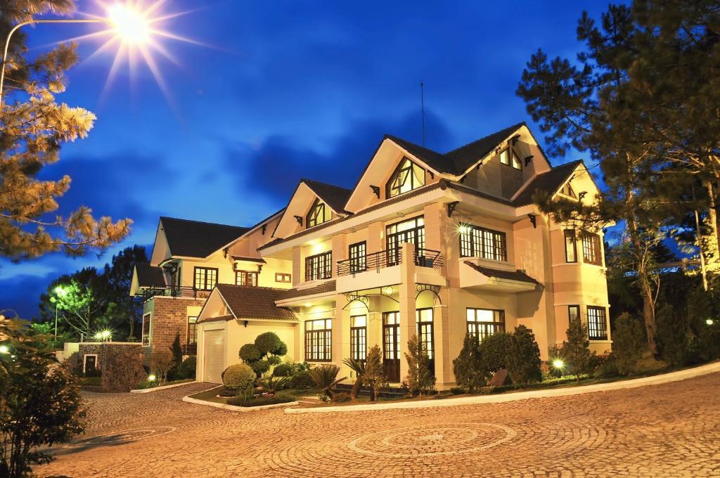 Ky Hoa Hotel Далат Экстерьер фото